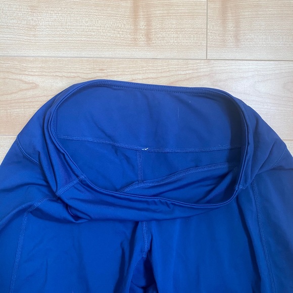Blue Lululemon Quarter Length Yoga Pants - Picture 4 of 5